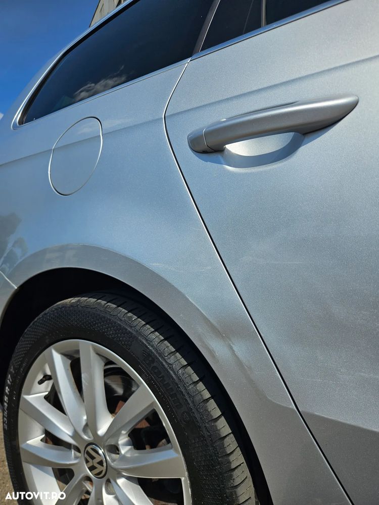 Volkswagen Passat 2.0 TDI Highline - 12