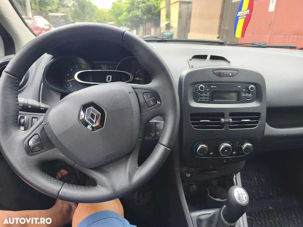 Renault Clio - 6