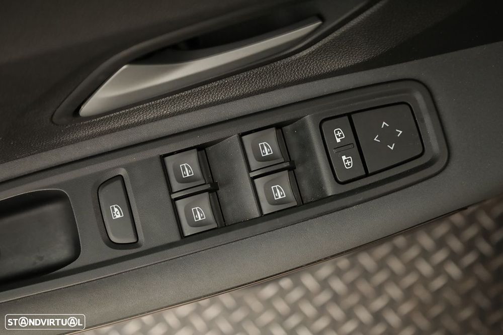 Dacia Sandero - 19