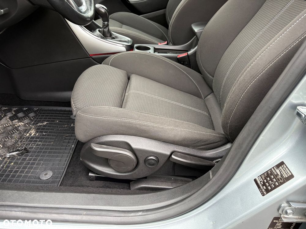 Opel Astra 2.0 CDTI Exklusiv - 9