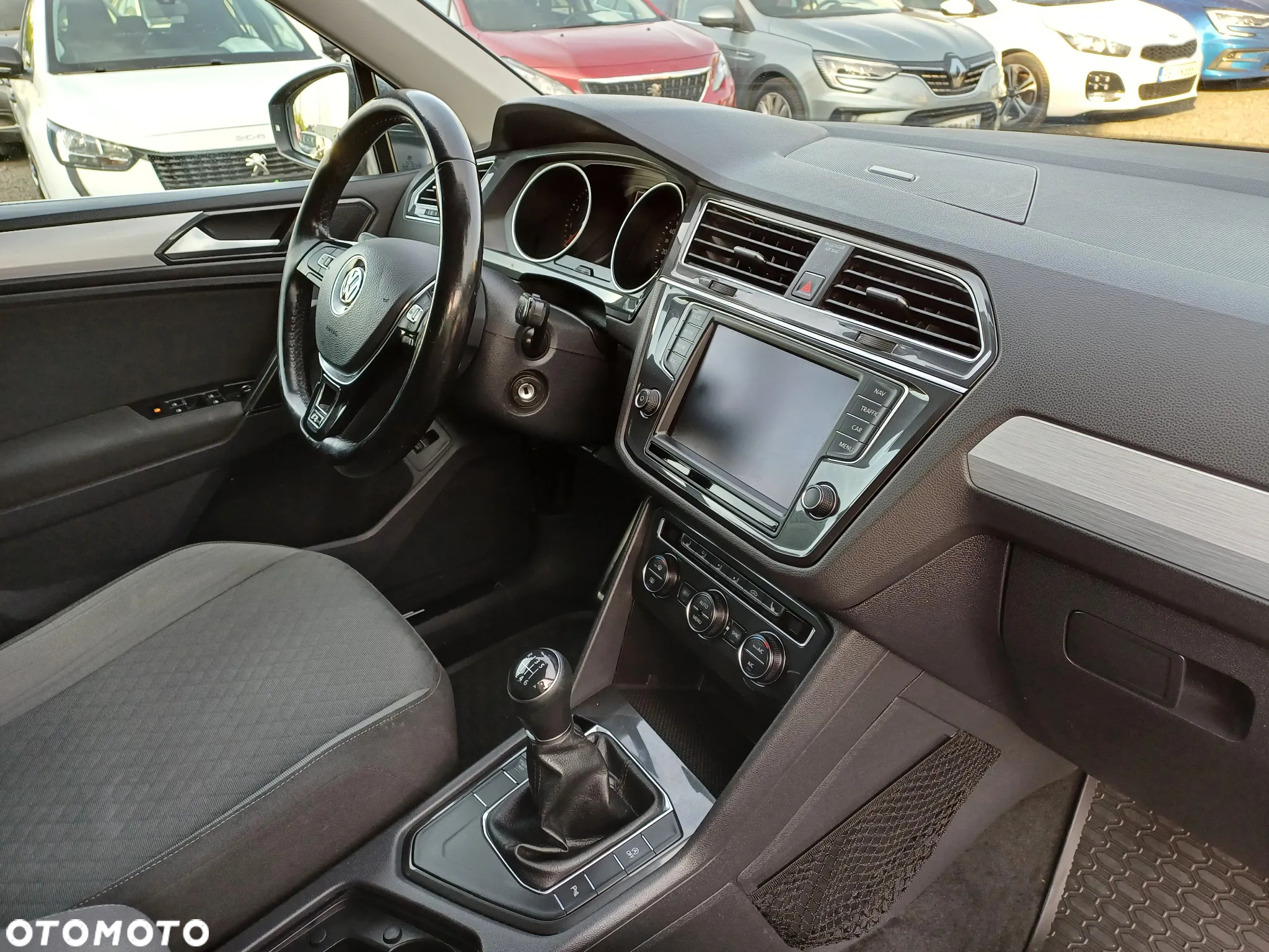 Volkswagen Tiguan 1.4 TSI BlueMotion Technology Sport & Style - 10