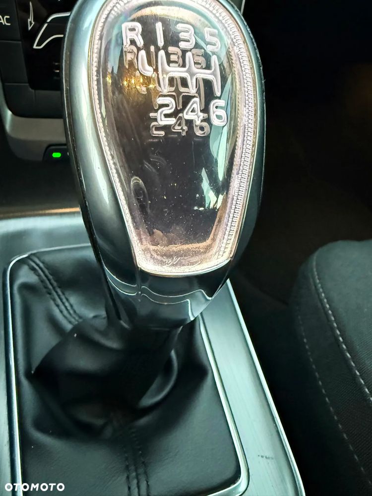 Volvo V40 D2 You - 24