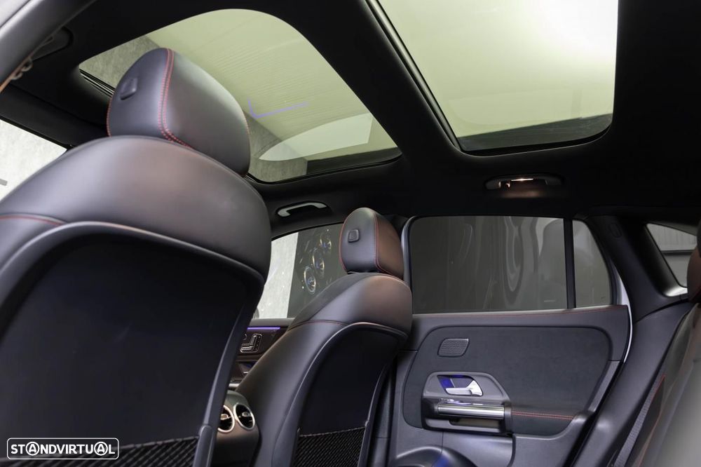 Mercedes-Benz GLA 250 e 8G-DCT AMG Line - 11