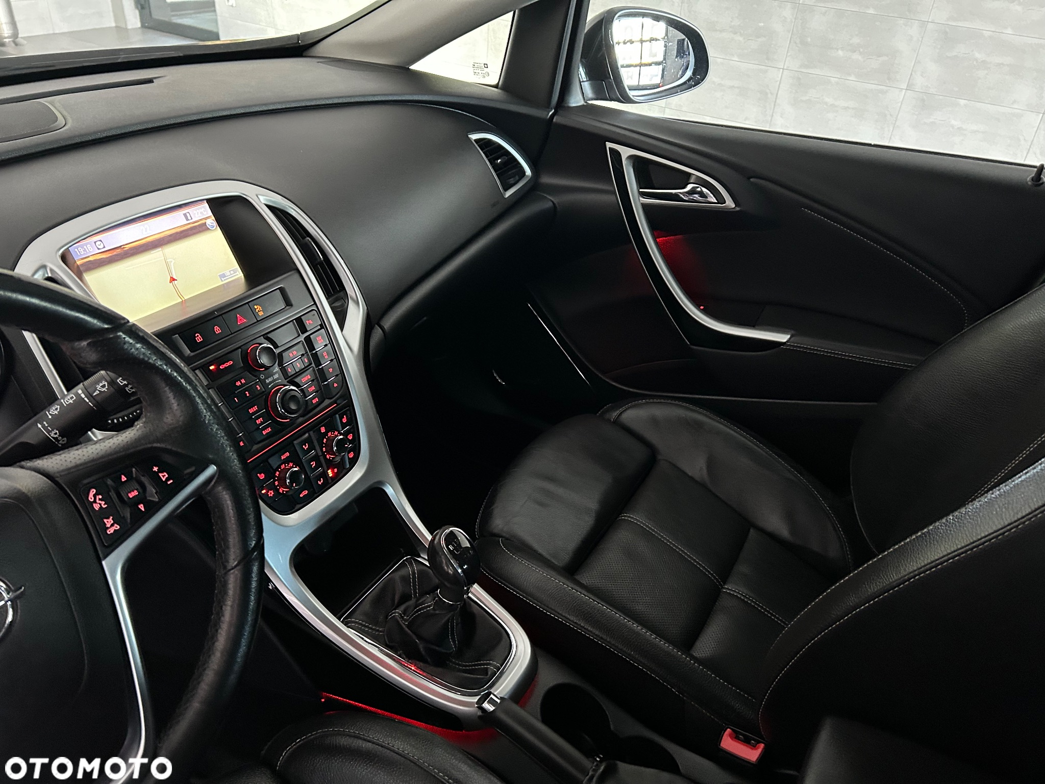Opel Astra 2.0 CDTI ecoFLEX Start/Stop Exklusiv - 15