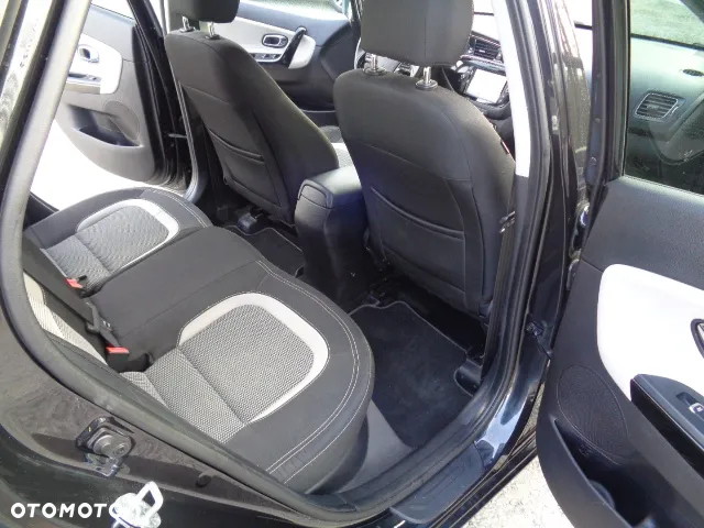 Kia Ceed 1.6 GDI ISG Dream-Team Edition - 13