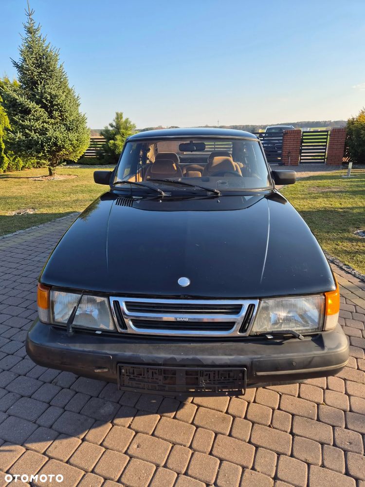 Saab 900 - 12