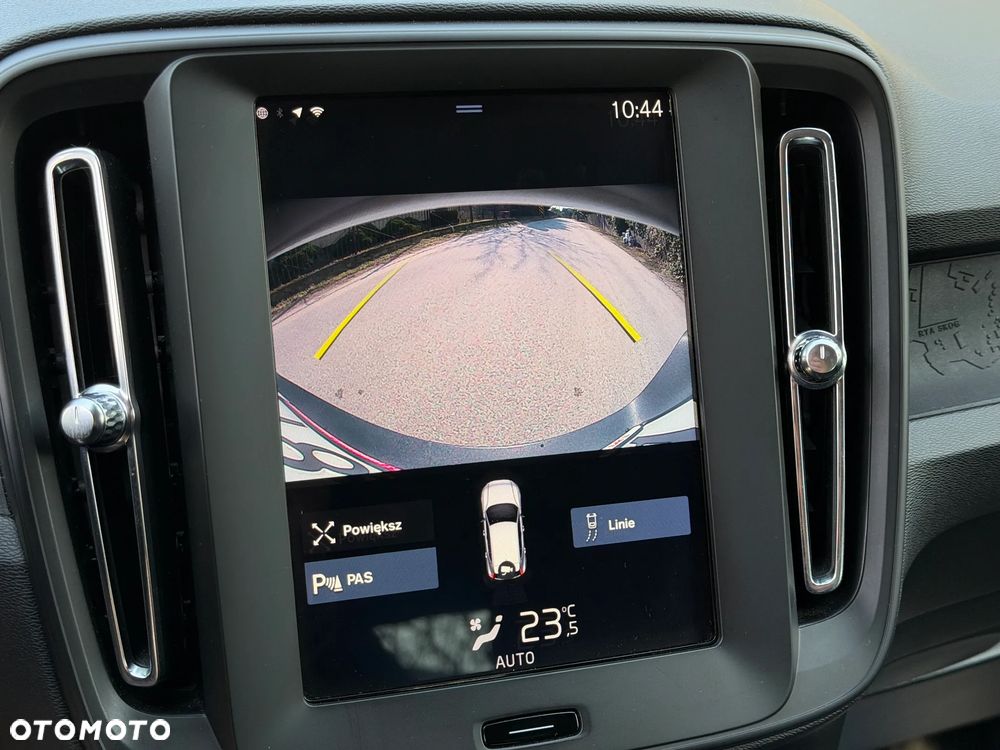 Volvo XC 40 T3 Momentum - 16