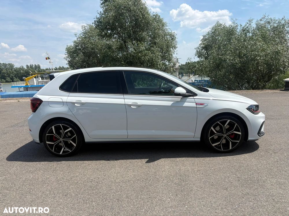 Volkswagen Polo 2.0 TSI DSG GTI - 4