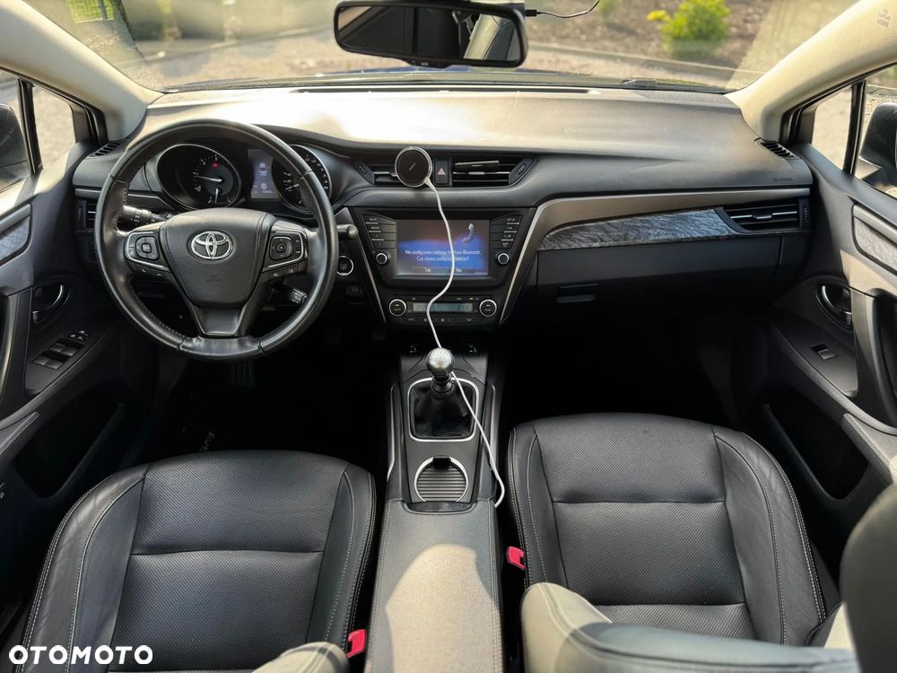 Toyota Avensis 2.0 D-4D Prestige - 8