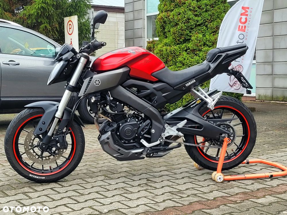 Yamaha MT - 17