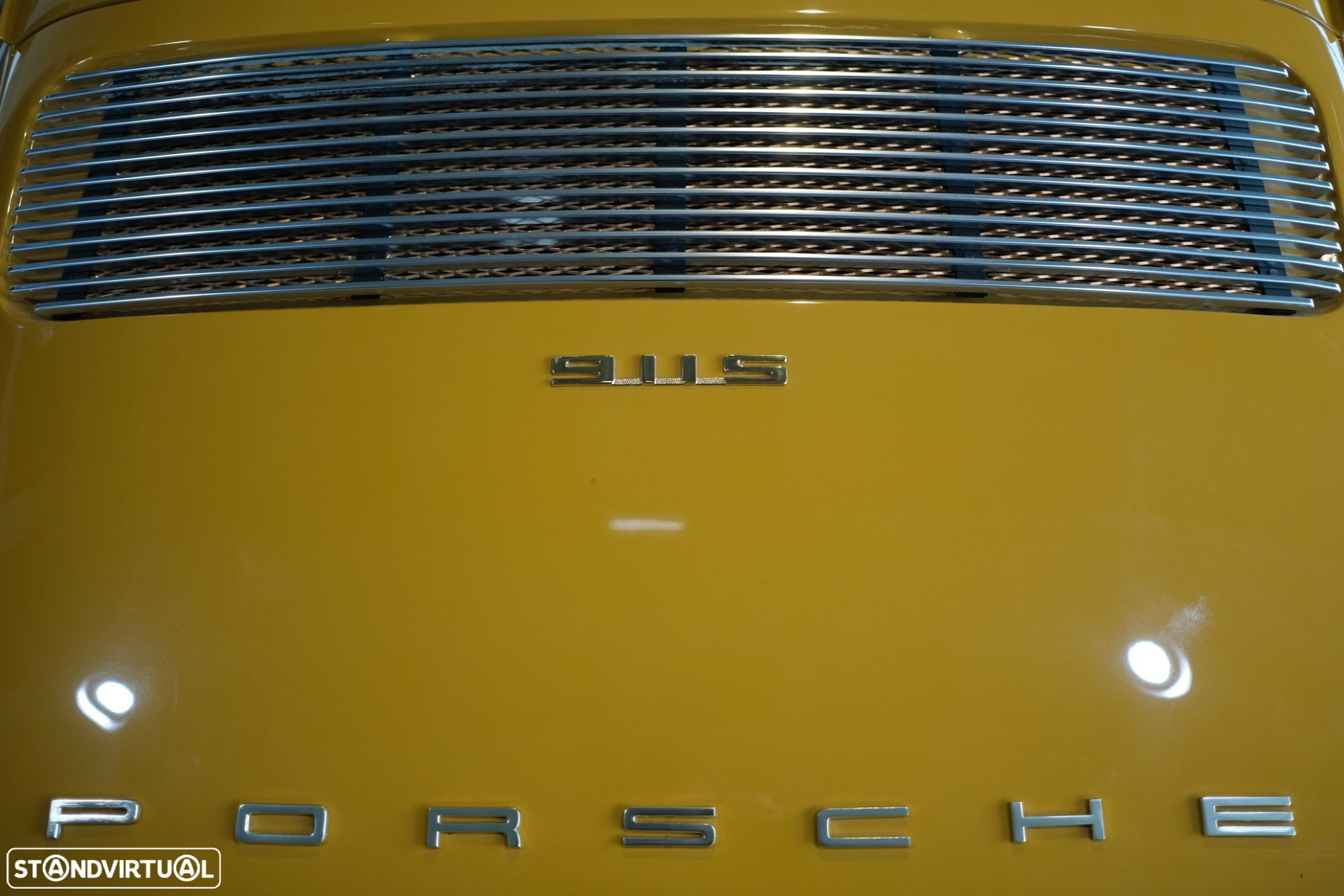 Porsche 911 Série F - 8