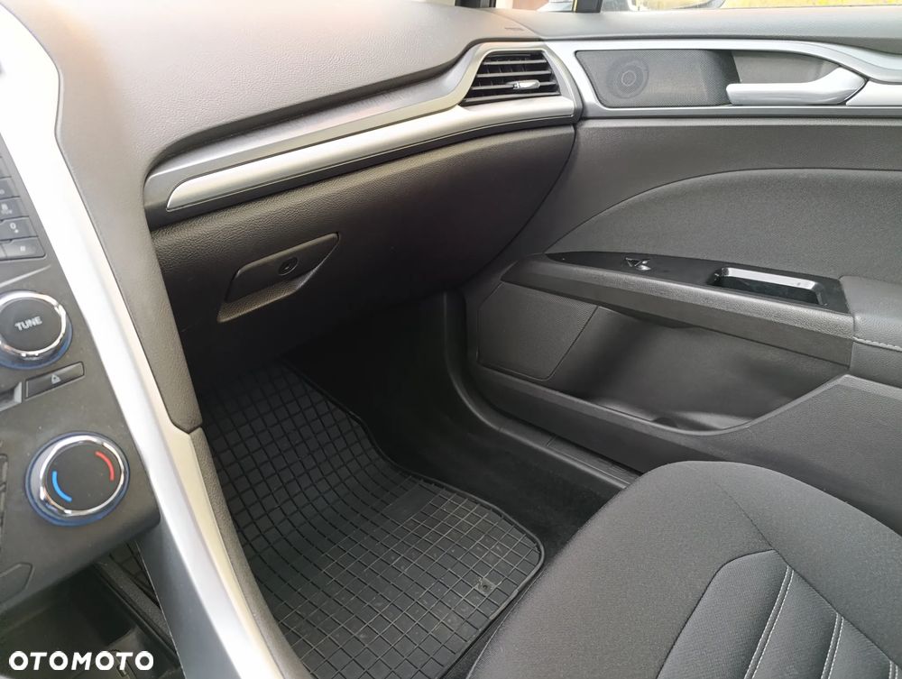 Ford Mondeo 1.5 EcoBoost Trend - 12