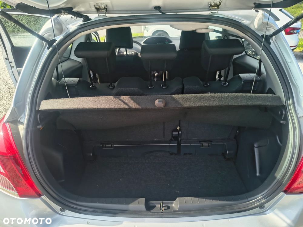 Toyota Yaris 1.0 Blue - 14