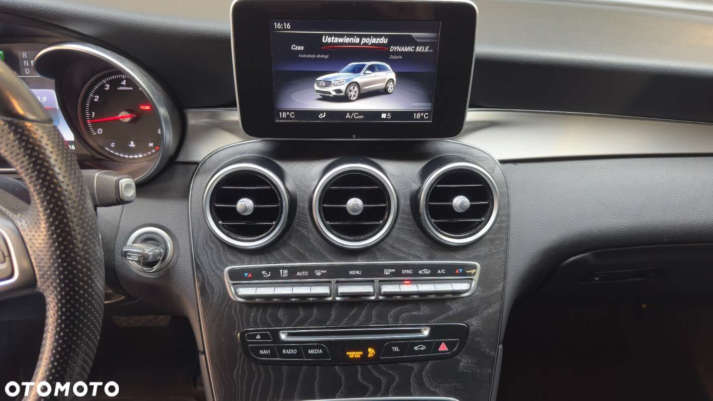 Mercedes-Benz GLC - 30