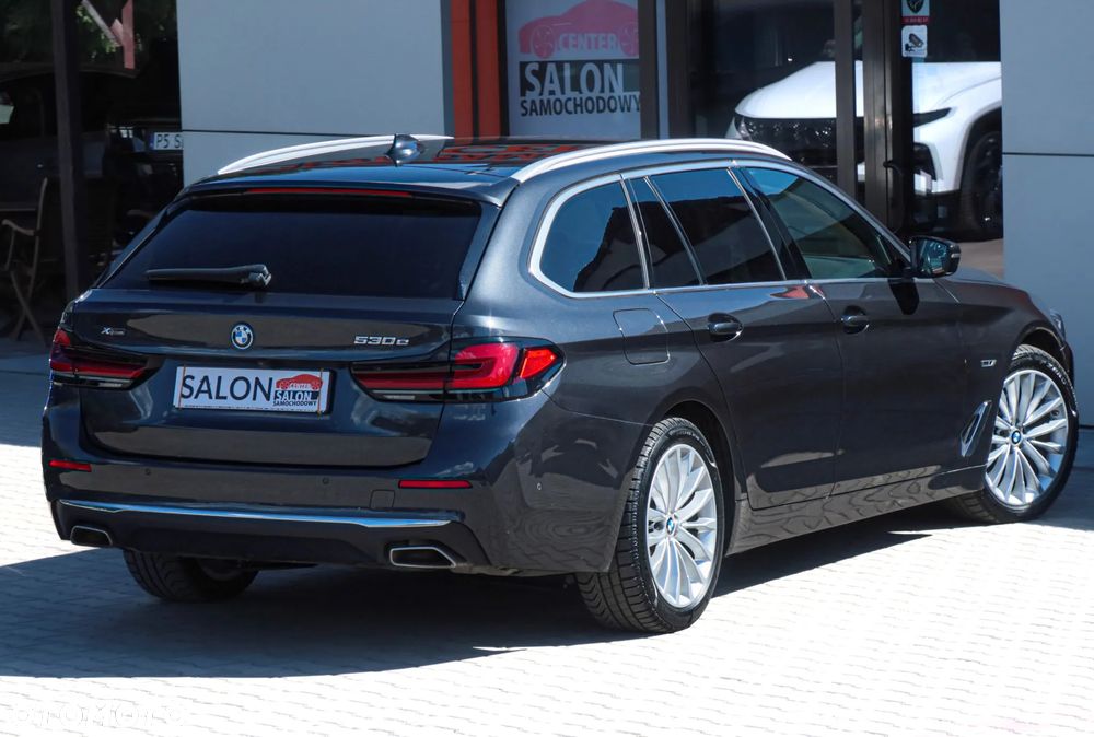 BMW Seria 5 530e Luxury Line sport - 33