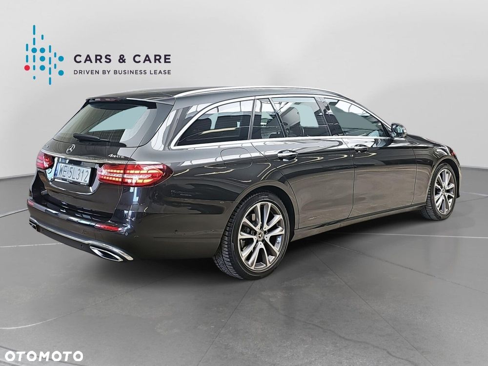 Mercedes-Benz Klasa E 220 d 4-Matic - 30