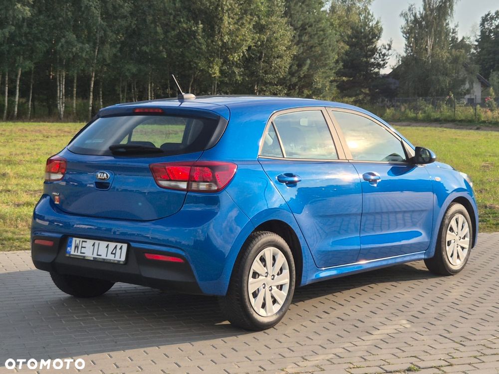 Kia Rio 1.2 L - 19