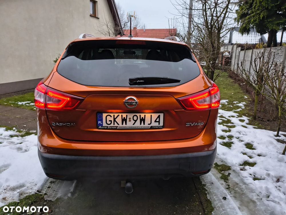 Nissan Qashqai 2.0 4 x 4 CVT tekna - 3
