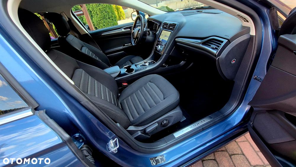 Ford Mondeo 2.0 EcoBlue Titanium - 28