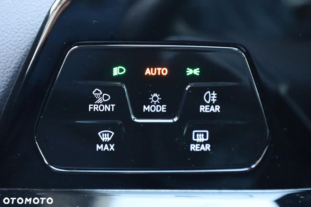 Volkswagen Golf Variant ver-viii-2-0-tdi-life - 27