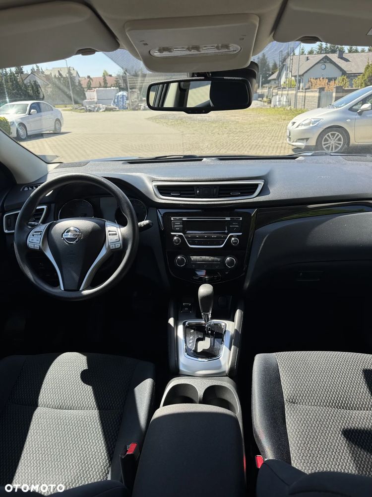 Nissan Qashqai 1.6 Visia CVT - 24