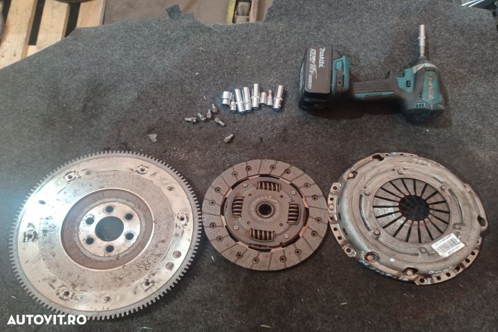 KIT AMBREIAJ 1.1 B MN130489 A1342500203 121878084003 023082000046 MX1 - 1