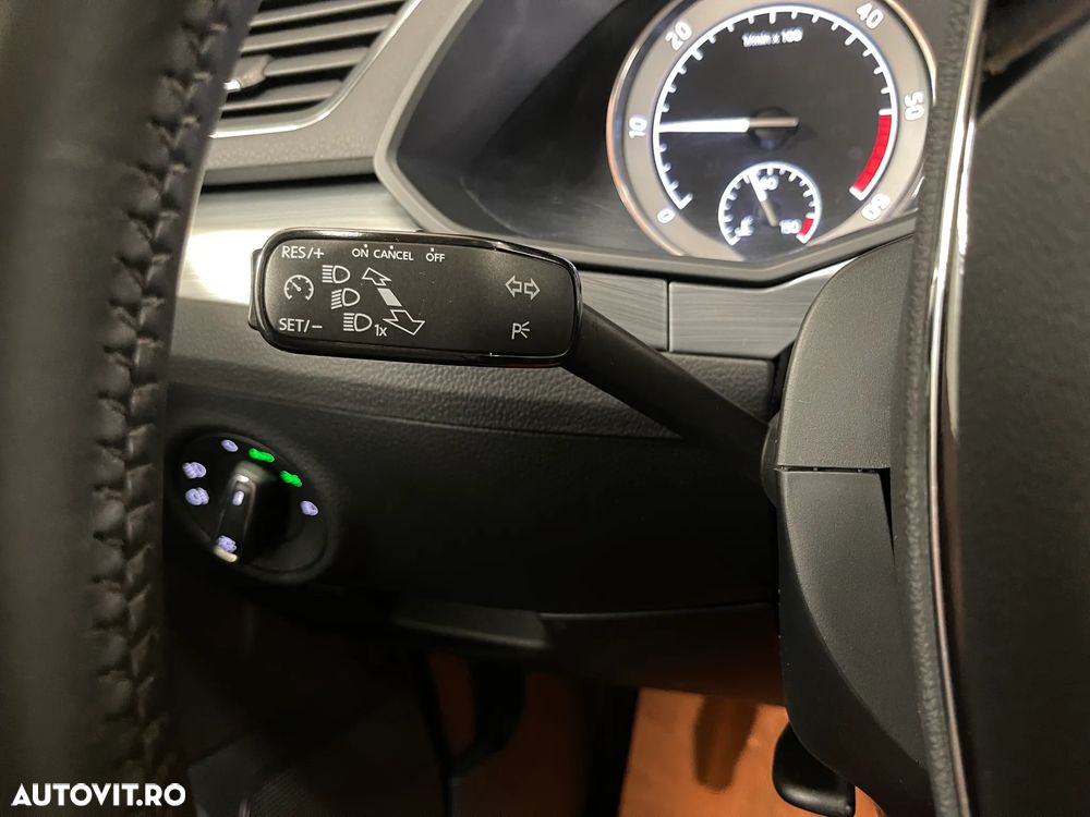 Skoda Superb 2.0 TDI Ambition - 22