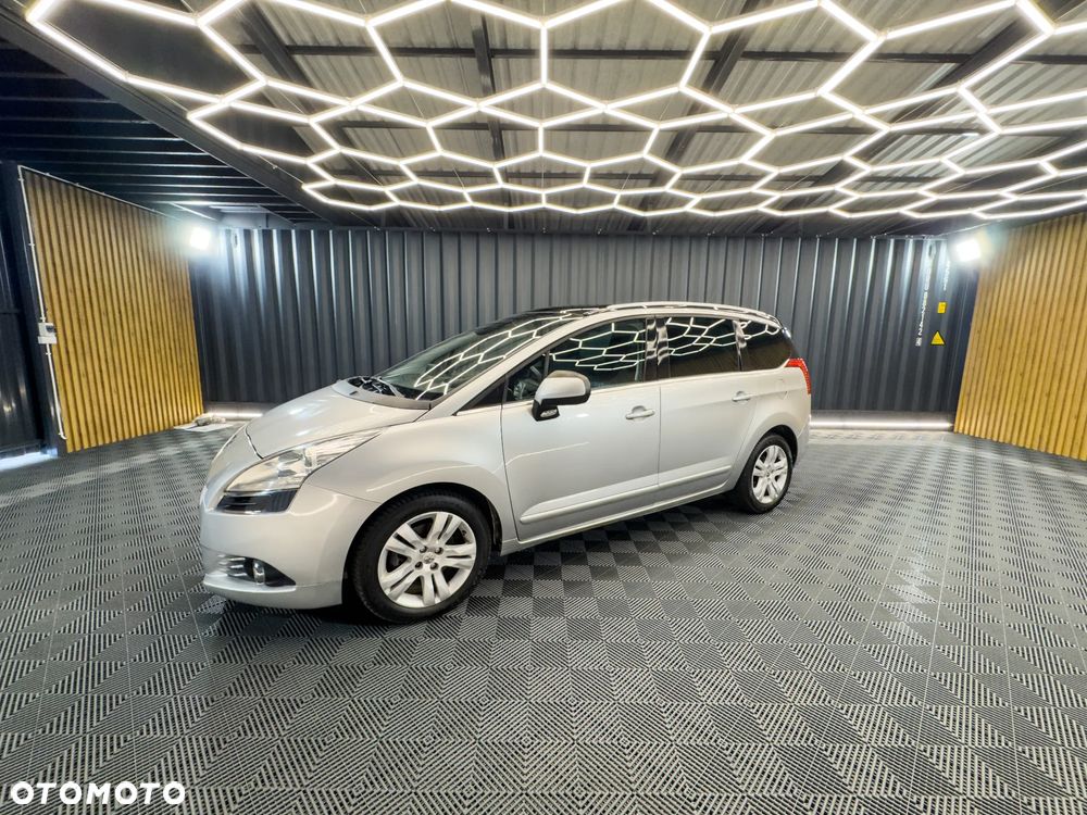 Peugeot 5008 2.0 HDi Family 7os - 7