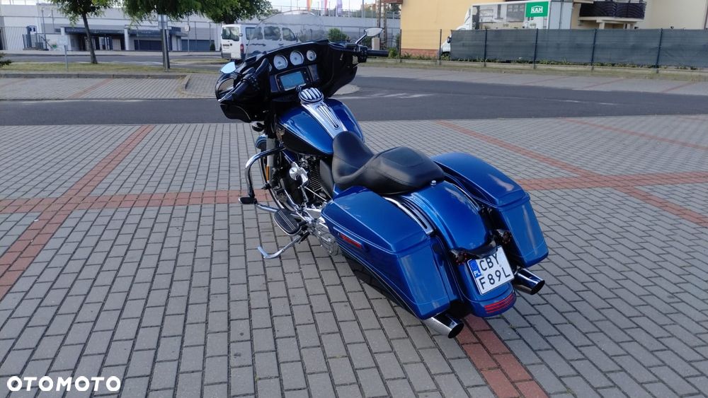 Harley-Davidson CVO Street Glide - 1