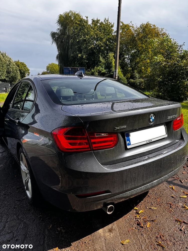 BMW Seria 3 - 12