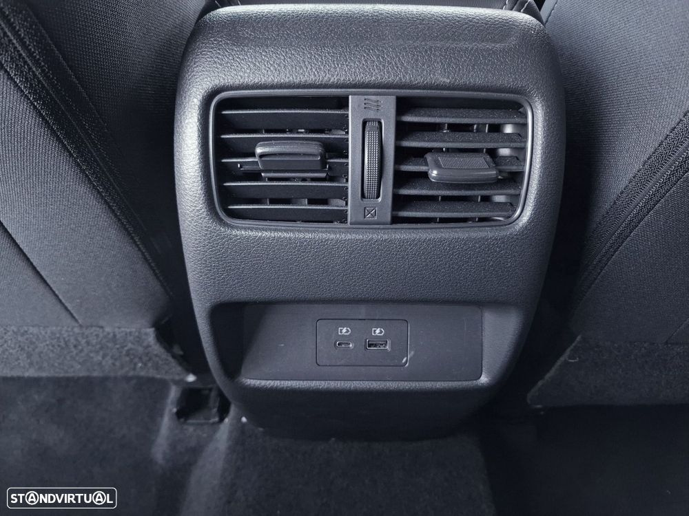 Nissan Qashqai 1.3 DIG-T N-Connecta LED - 23