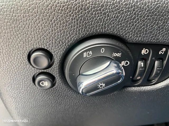 MINI 3 Portas Cooper SE Premium Classic - 14