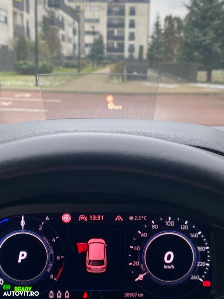 Volkswagen Tiguan - 11