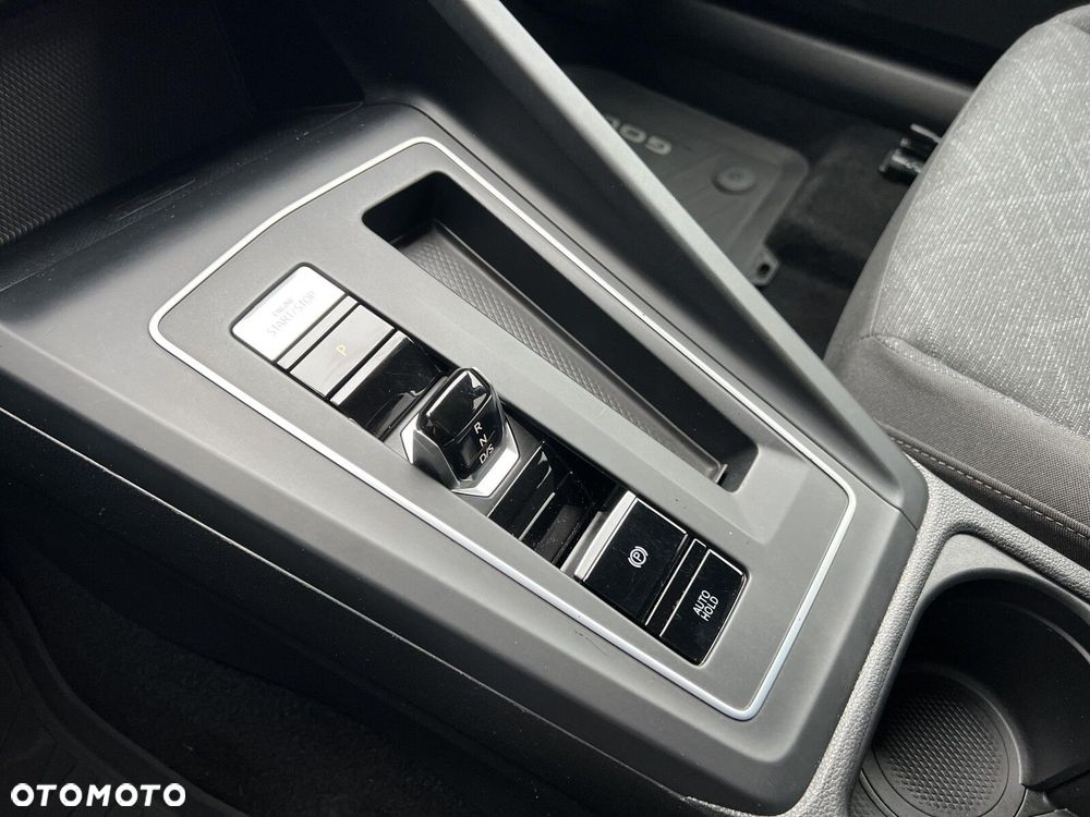 Volkswagen Golf - 19