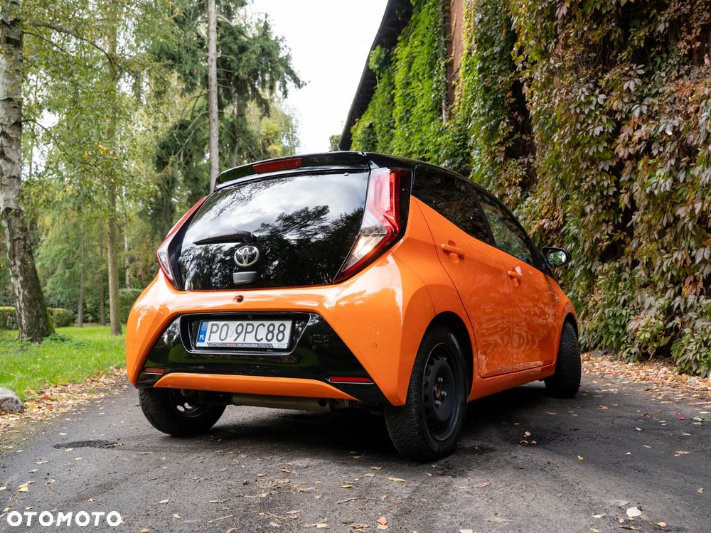 Toyota Aygo 1.0 VVT-i JBL Edition - 3