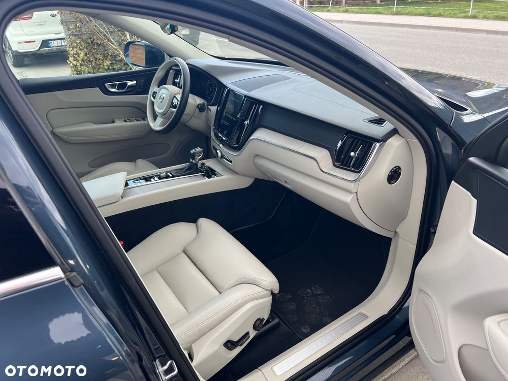 Volvo XC 60 T5 AWD Geartronic Inscription - 33