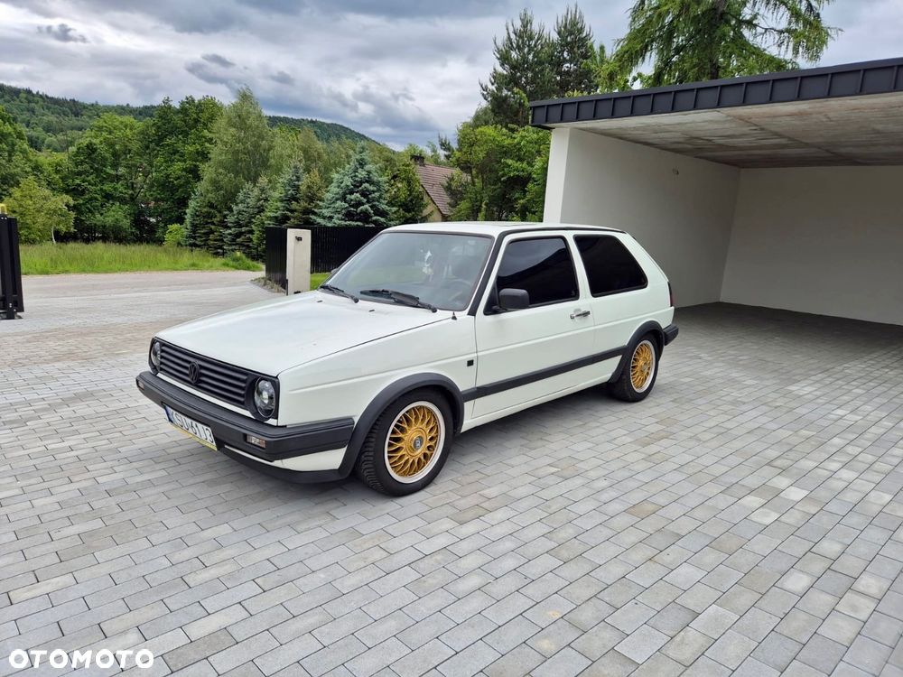 Volkswagen Golf 1.8 GTI 16V - 12
