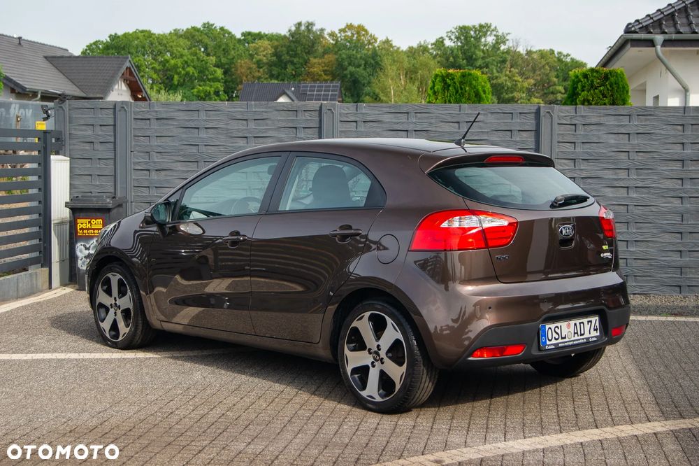 Kia Rio 1.4 ISG Dream Team Edition - 8