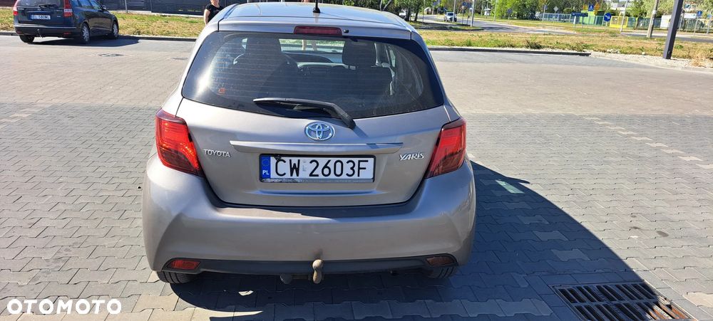 Toyota Yaris - 4