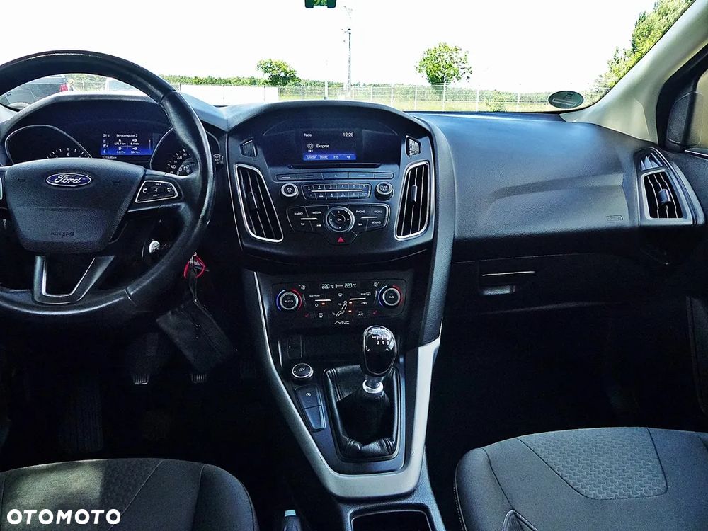 Ford Focus 1.0 EcoBoost Edition - 36
