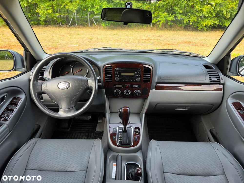 Suzuki Grand Vitara - 16