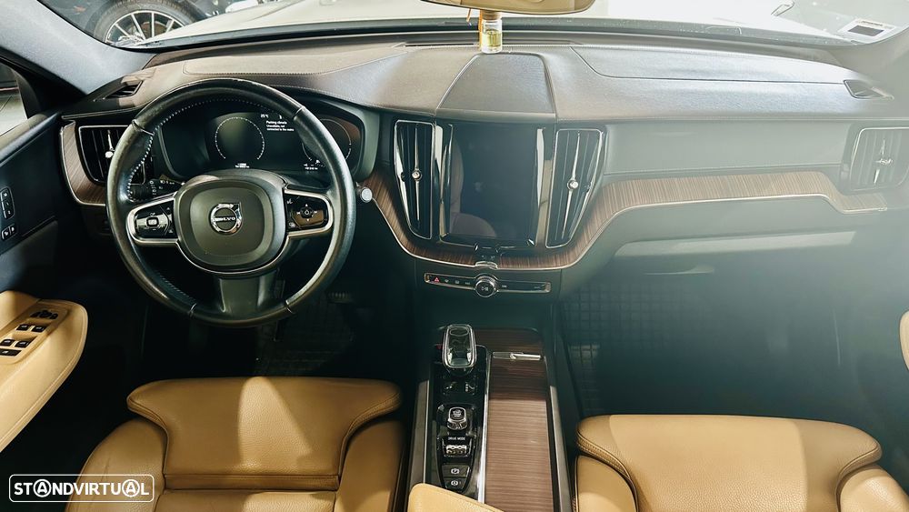 Volvo XC 60 2.0 T6 PHEV Inscription AWD - 23