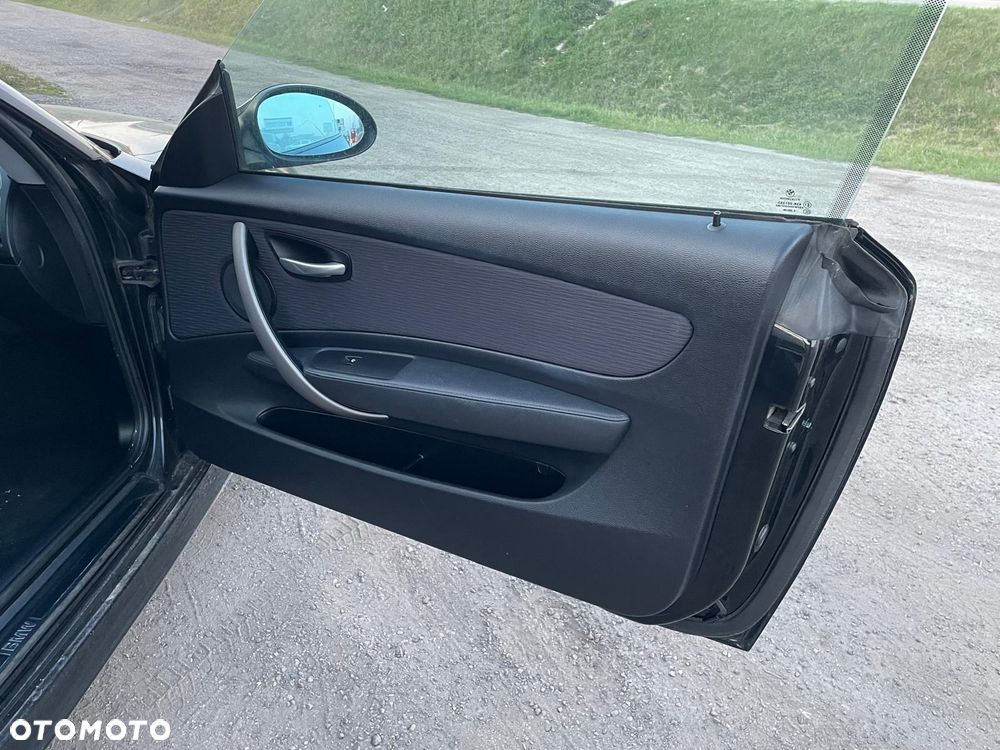 BMW Seria 1 118d DPF Edition Sport - 11