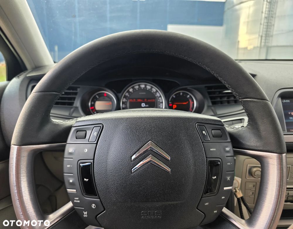 Citroën C5 2.2 HDi Exclusive - 17