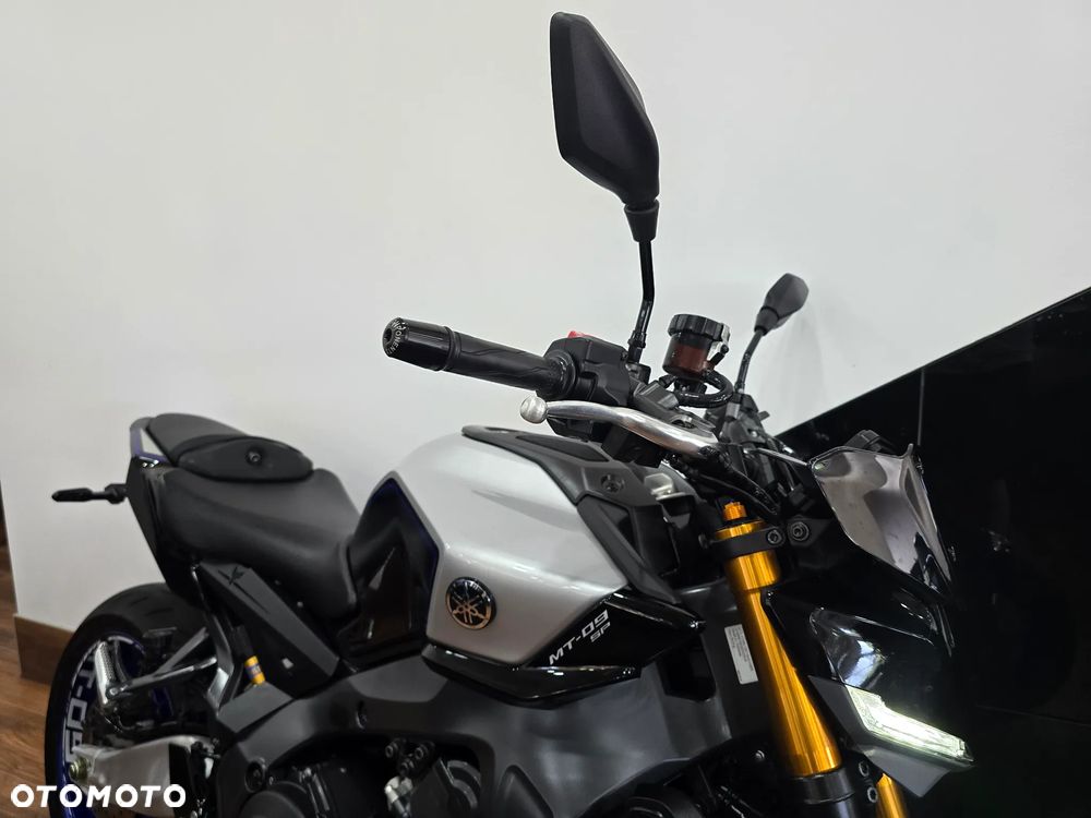 Yamaha MT - 5