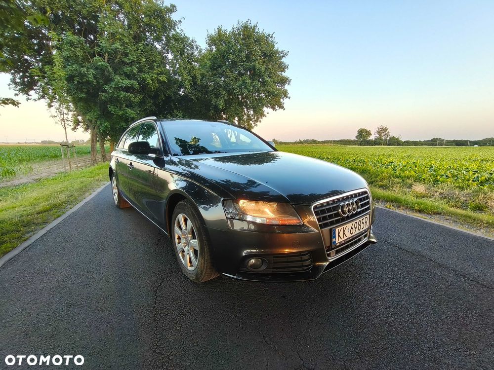 Audi A4 Limousine - 7