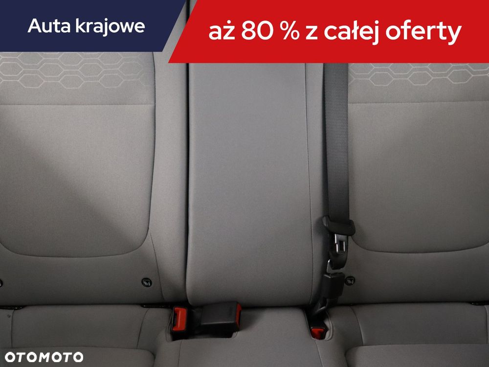 Kia Rio - 12