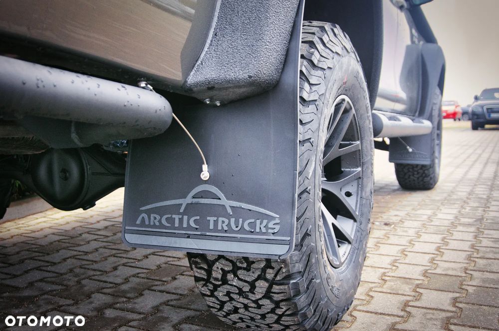 Toyota Hilux - 5