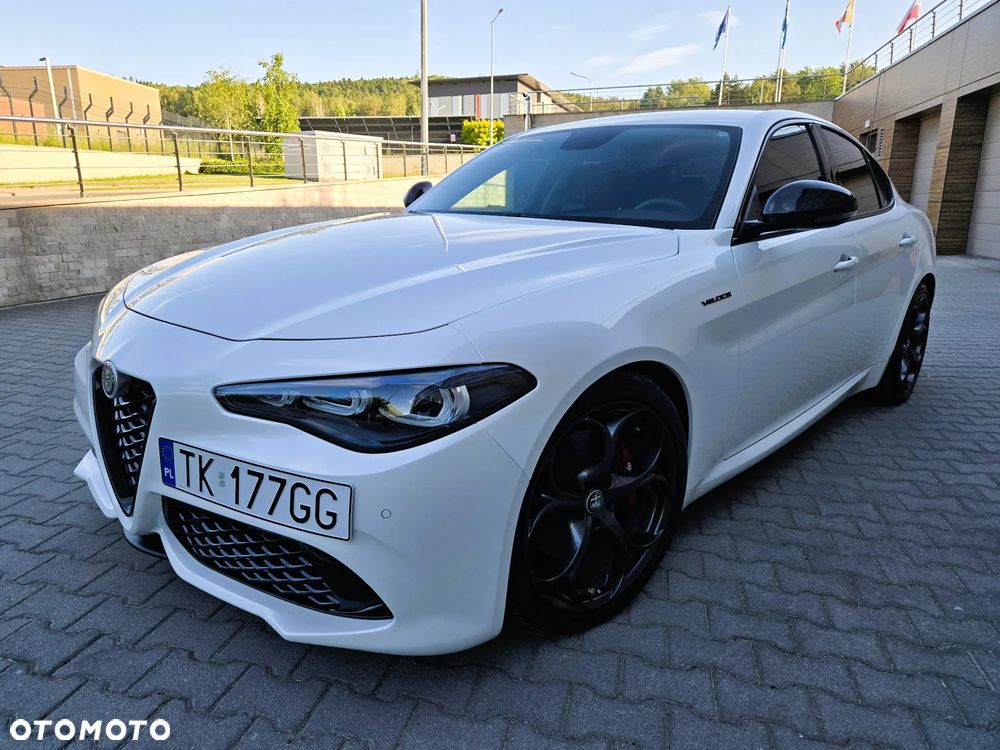 Alfa Romeo Giulia 2.0 Turbo 16V AT8 Veloce Ti - 11