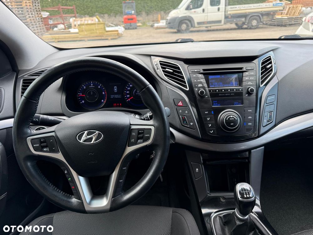 Hyundai i40 - 12